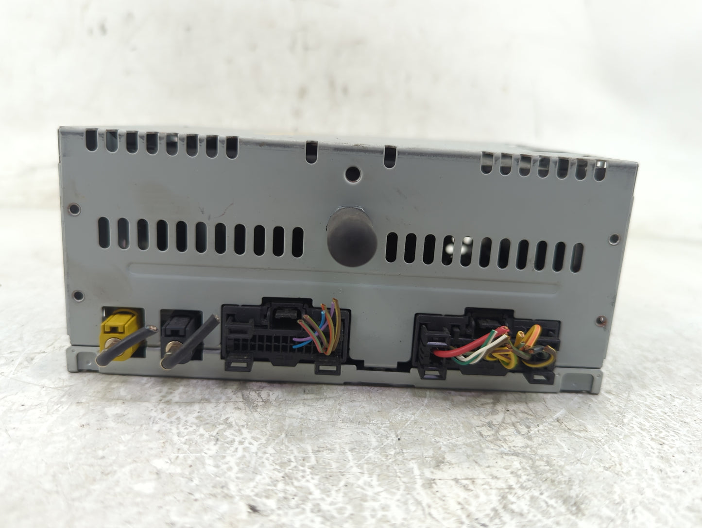 2016-2017 Ford Explorer Radio AM FM Cd Player Receiver Replacement P/N:GB5T-19C107-BG Fits Fits 2016 2017 OEM Used Auto Part