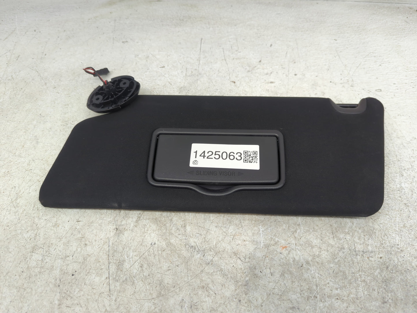 2017 Ford Explorer Sun Visor Shade Replacement Driver Left Mirror Fits OEM Used Auto Parts - Oemusedautoparts1.com