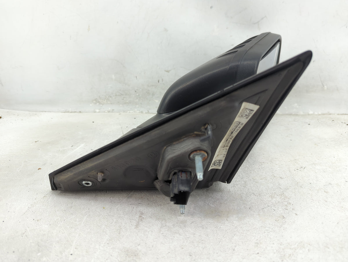 2016-2019 Ford Explorer Passenger Side View Mirror - Right Door Mirror OEM Used - Oemusedautoparts1.com