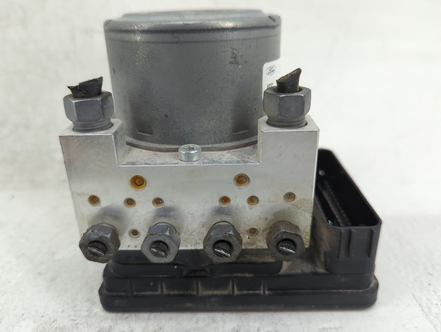 2017 Ford Explorer ABS Pump Control Module Replacement P/N:HB53-2C405-AB Fits OEM Used Auto Parts - Oemusedautoparts1.com