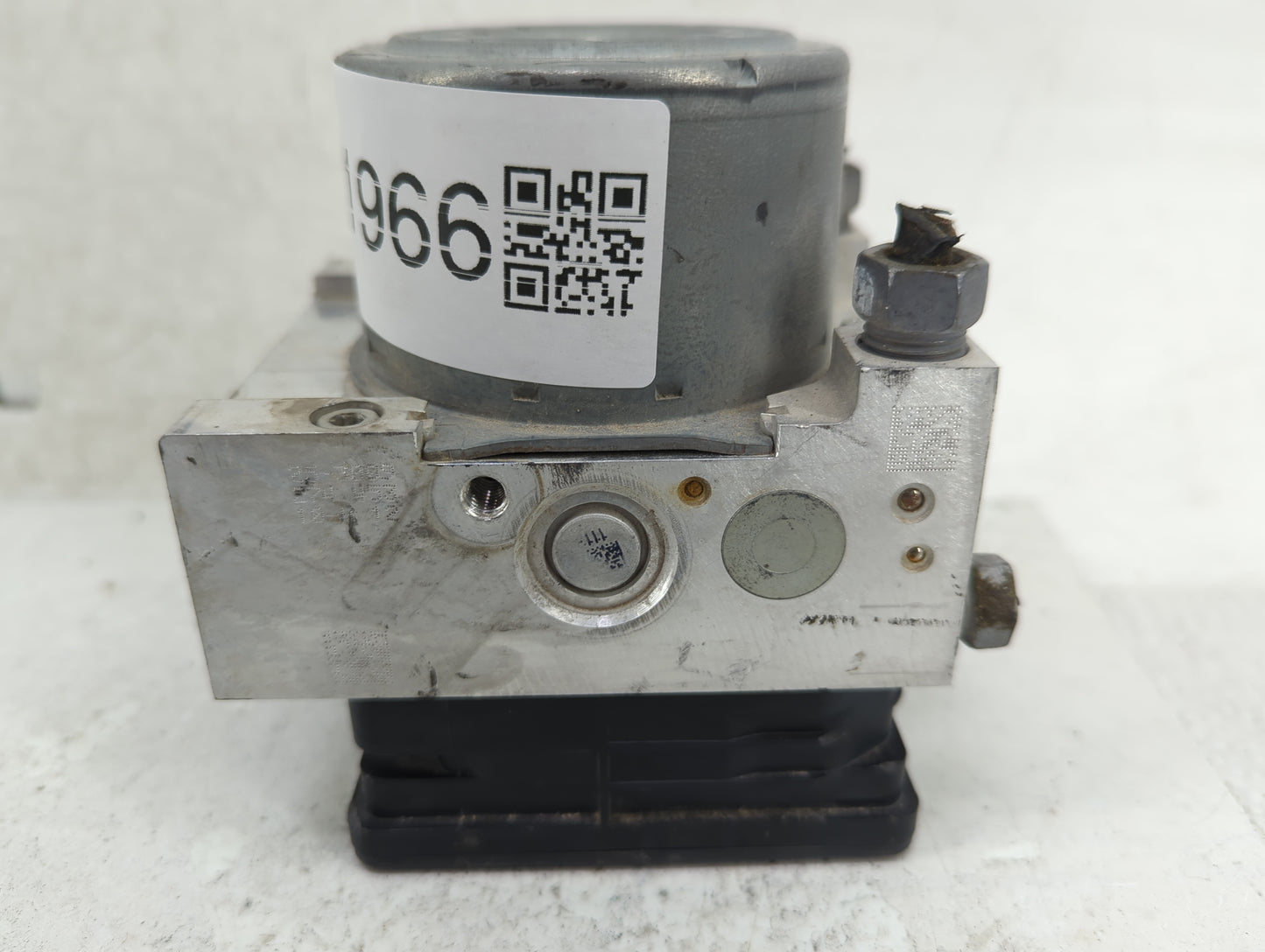 2017 Ford Explorer ABS Pump Control Module Replacement P/N:HB53-2C405-AB Fits OEM Used Auto Parts - Oemusedautoparts1.com