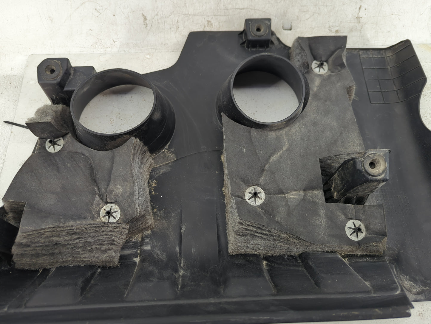 2017 Ford Explorer Engine Cover 1432223 - Oemusedautoparts1.com