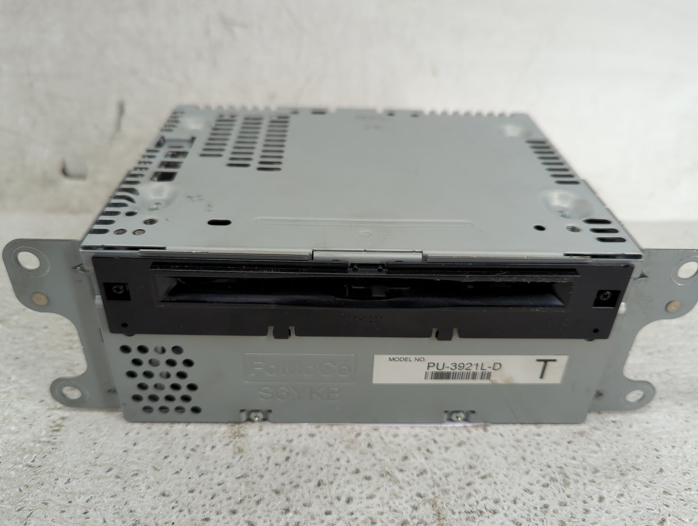 2017 Ford Explorer Radio AM FM Cd Player Receiver Replacement P/N:HB5T-19C107-AB PU-3921L-D, HB5T-19C107-ABPOL Fits OEM Used