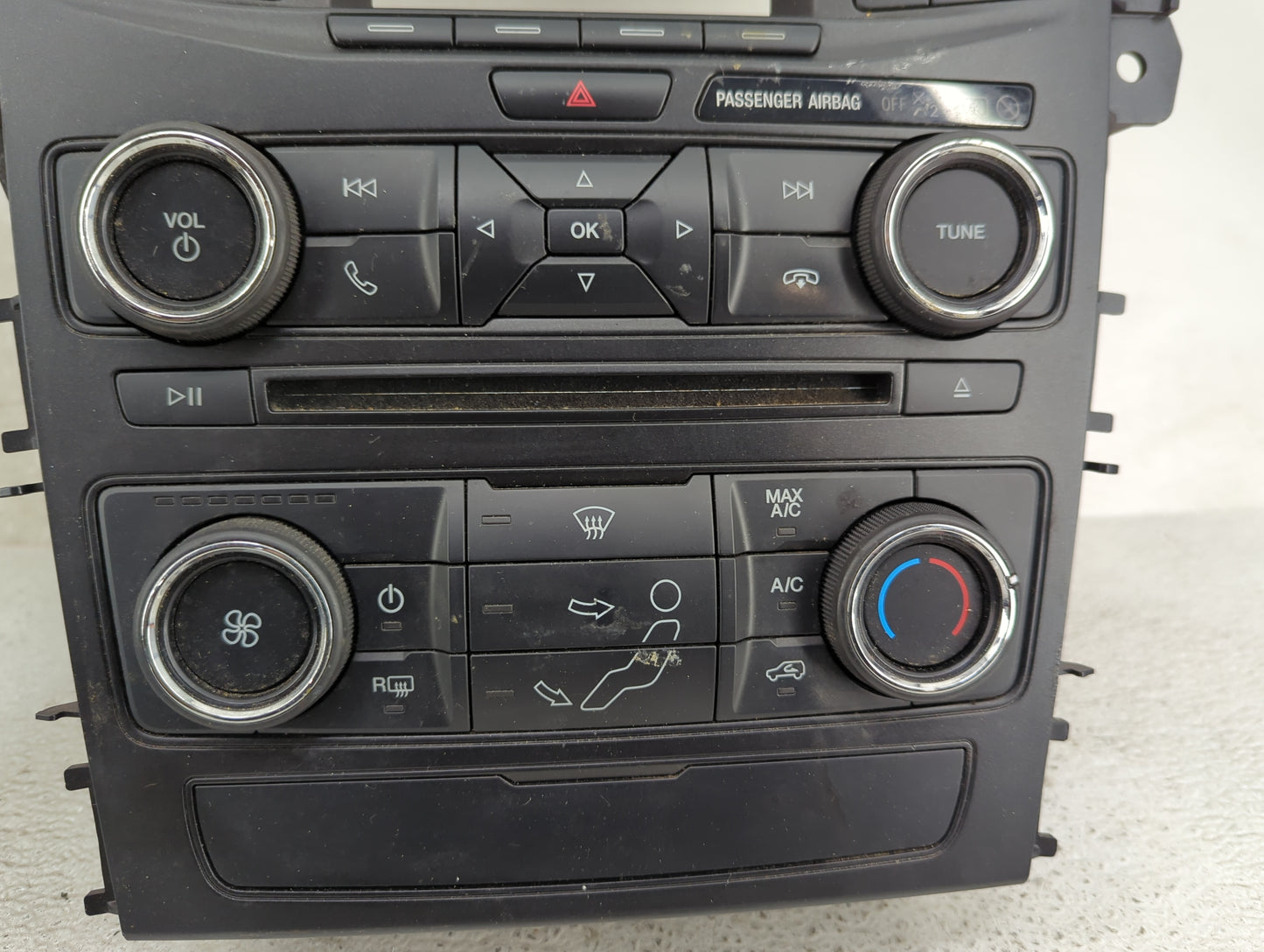2016-2018 Ford Explorer Radio Control Panel - Oemusedautoparts1.com