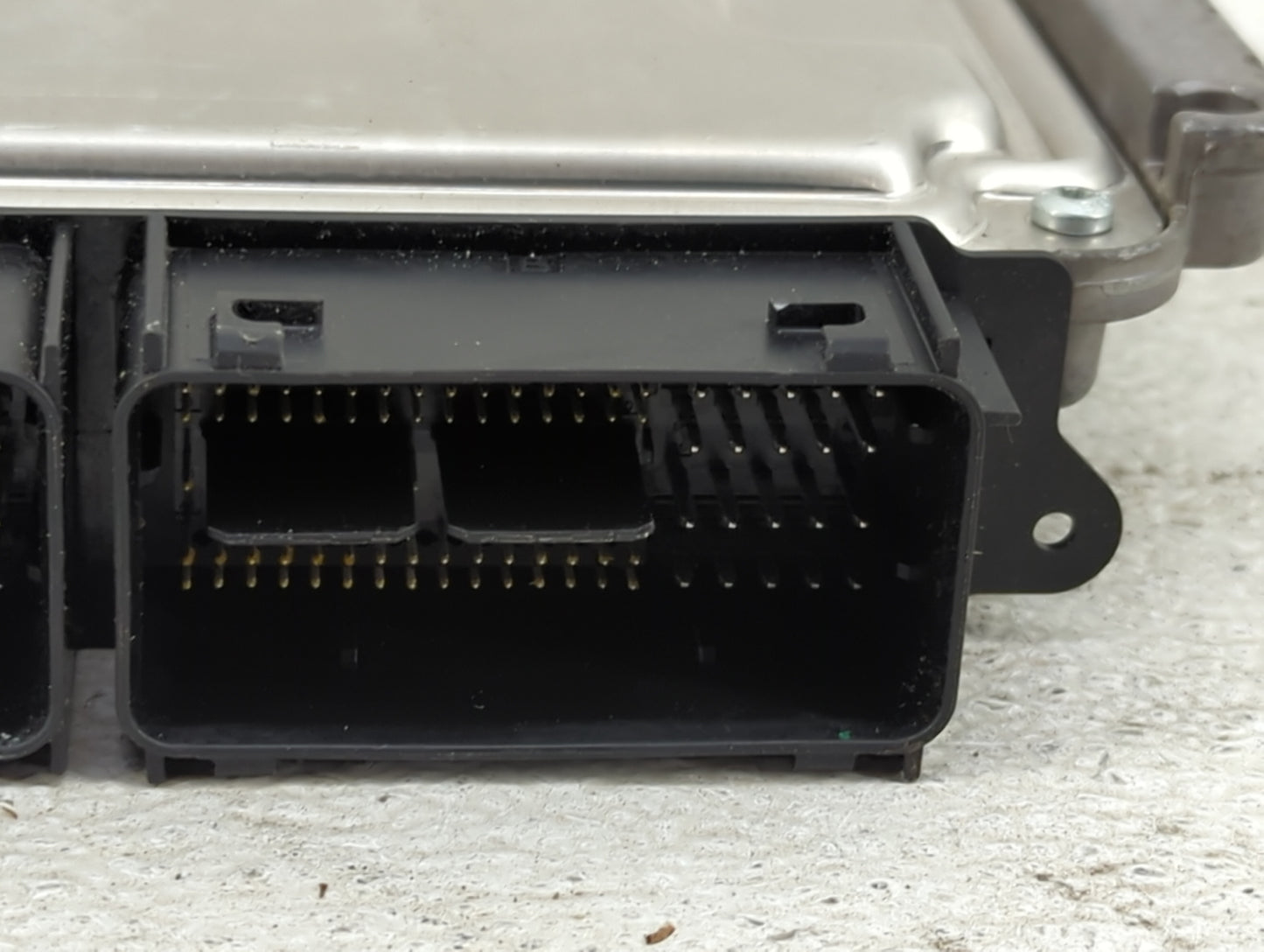 2016-2019 Ford Explorer PCM Engine Control Computer ECU ECM PCU OEM P/N:GB5A-12A650-JA GB5A-12B684-HA Fits OEM Used Auto Par