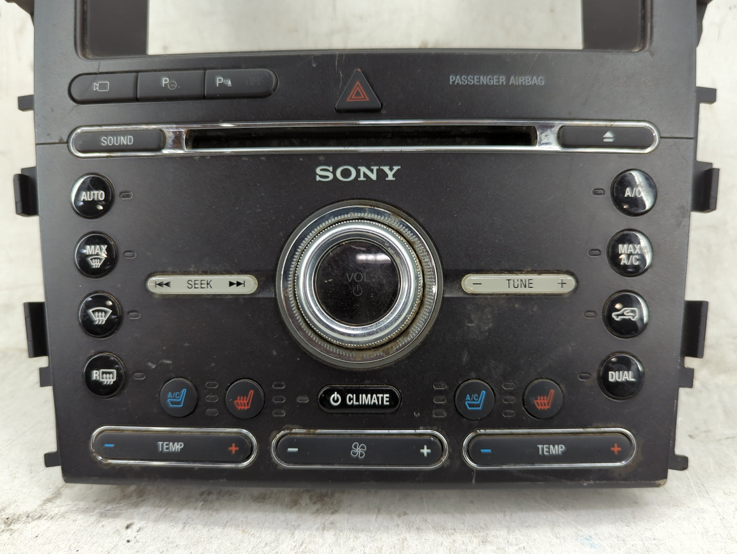 2017 Ford Explorer Radio AM FM Cd Player Receiver Replacement P/N:B5T-18A802-FA GB5T-14D017-CD Fits OEM Used Auto Parts - Oe