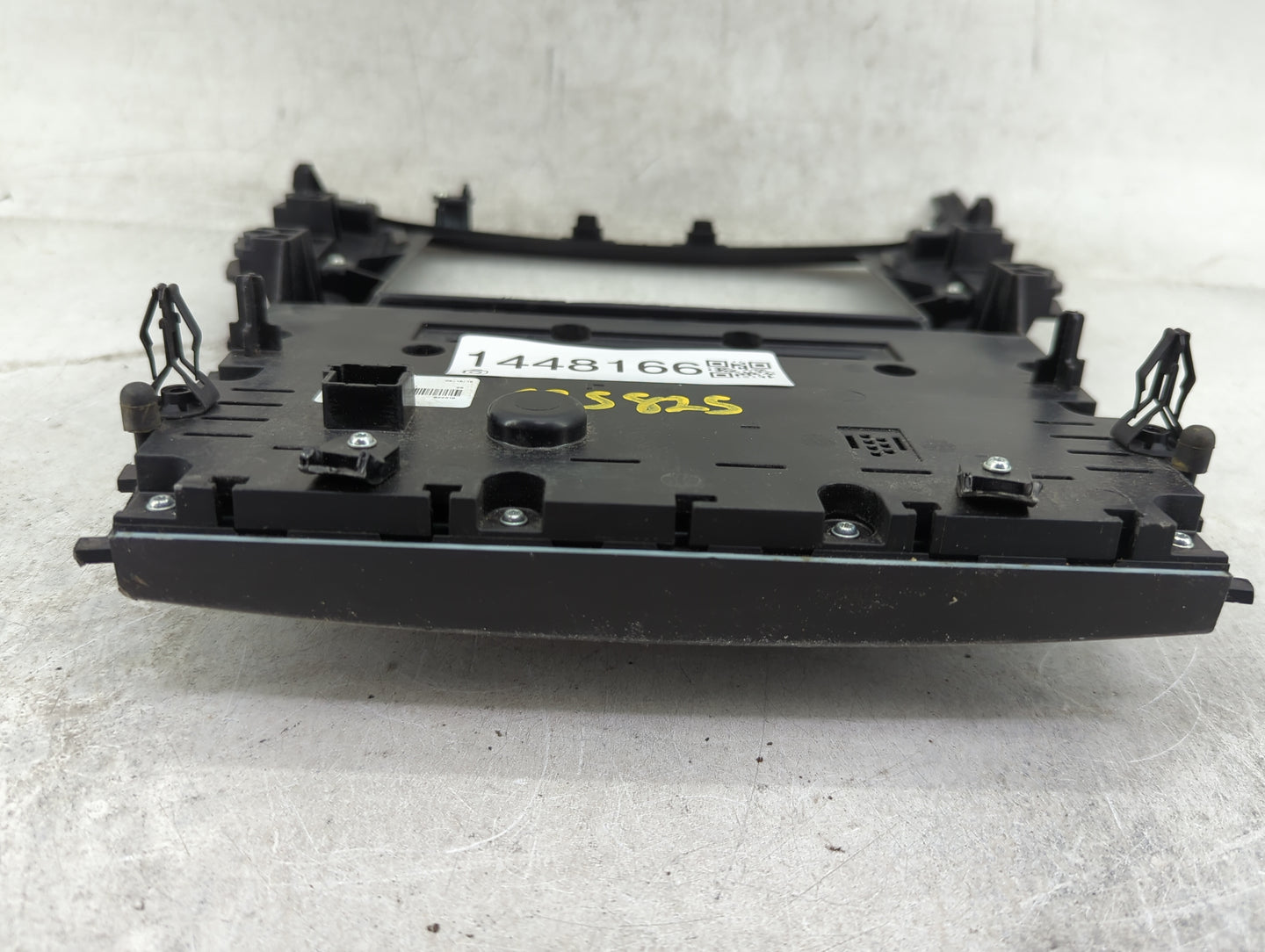 2017 Ford Explorer Radio AM FM Cd Player Receiver Replacement P/N:B5T-18A802-FA GB5T-14D017-CD Fits OEM Used Auto Parts - Oe