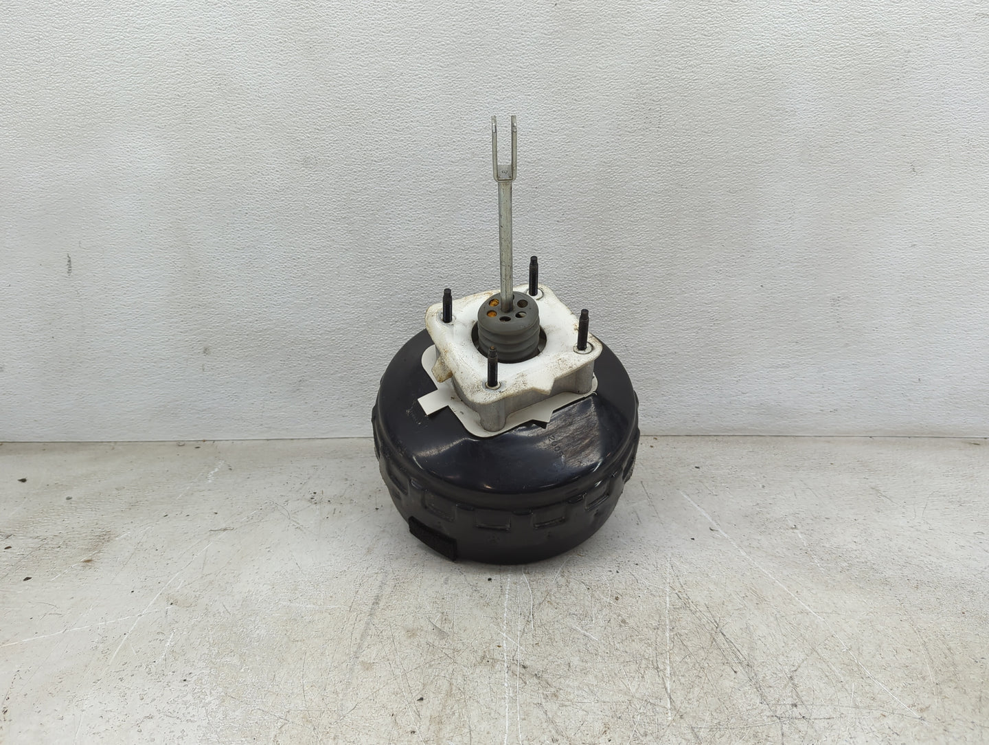 2013-2019 Ford Explorer Power Brake Booster Oem - Oemusedautoparts1.com