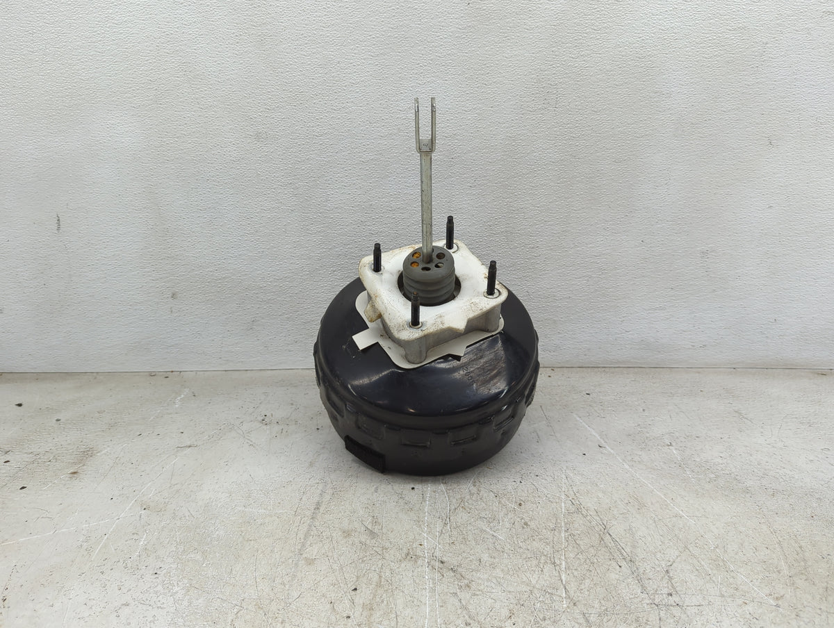 2013-2019 Ford Explorer Power Brake Booster Oem 1450846 - Oemusedautoparts1.com