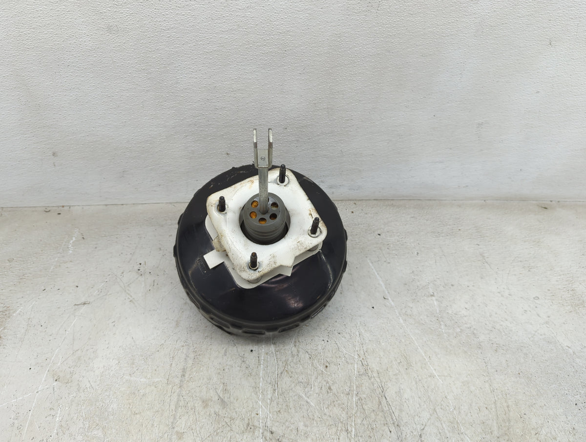 2013-2019 Ford Explorer Power Brake Booster Oem 1450846 - Oemusedautoparts1.com
