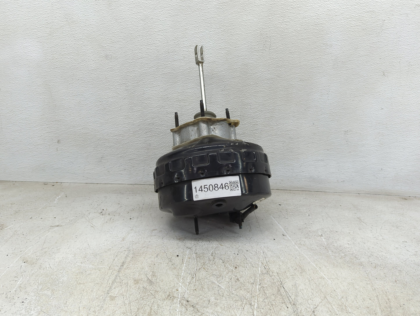 2013-2019 Ford Explorer Power Brake Booster Oem 1450846 - Oemusedautoparts1.com