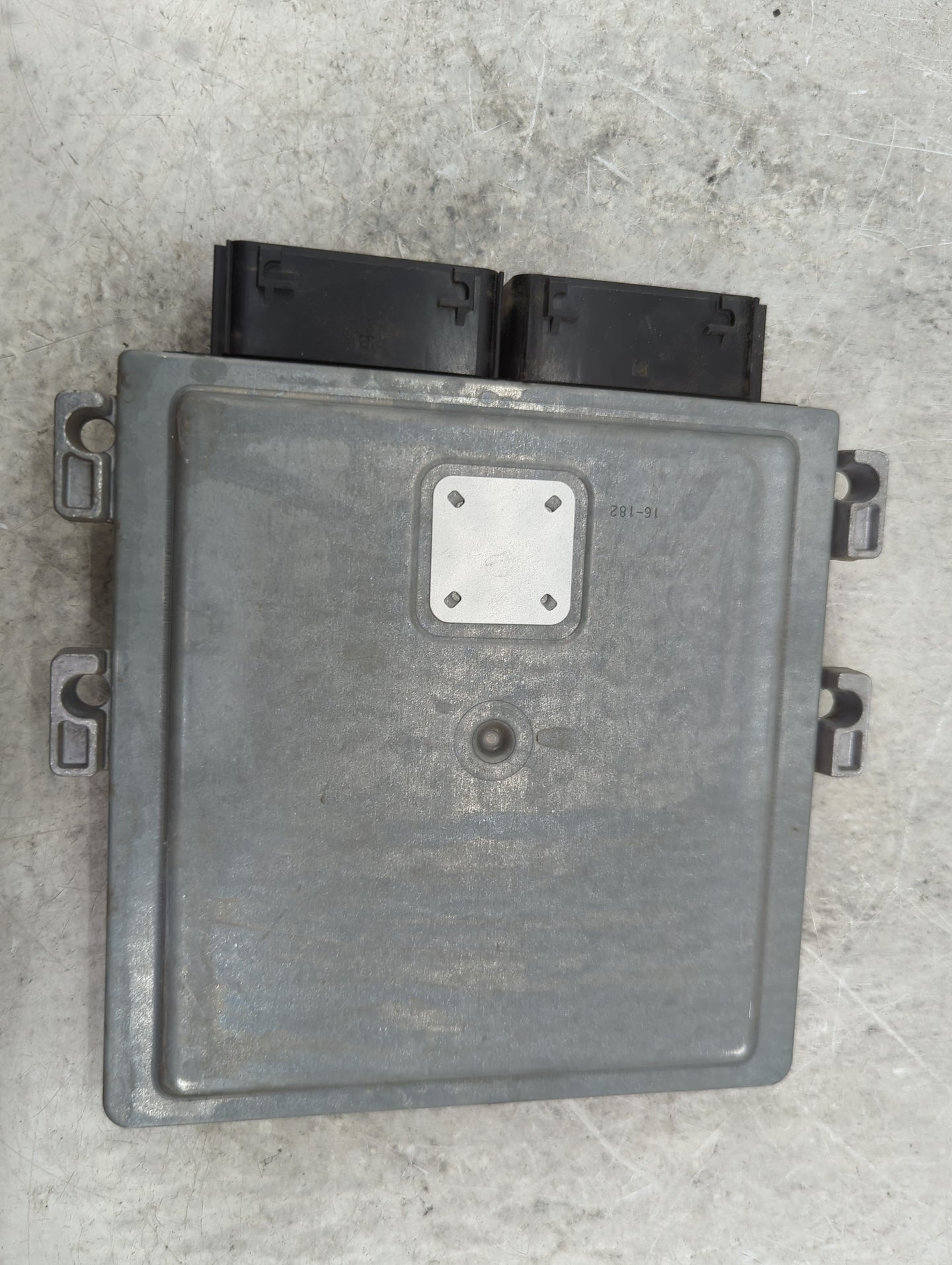 2016-2019 Ford Explorer PCM Engine Control Computer ECU ECM PCU OEM P/N:GB5A-12B684-BLE A6SXU2456ET00 Fits OEM Used Auto Par