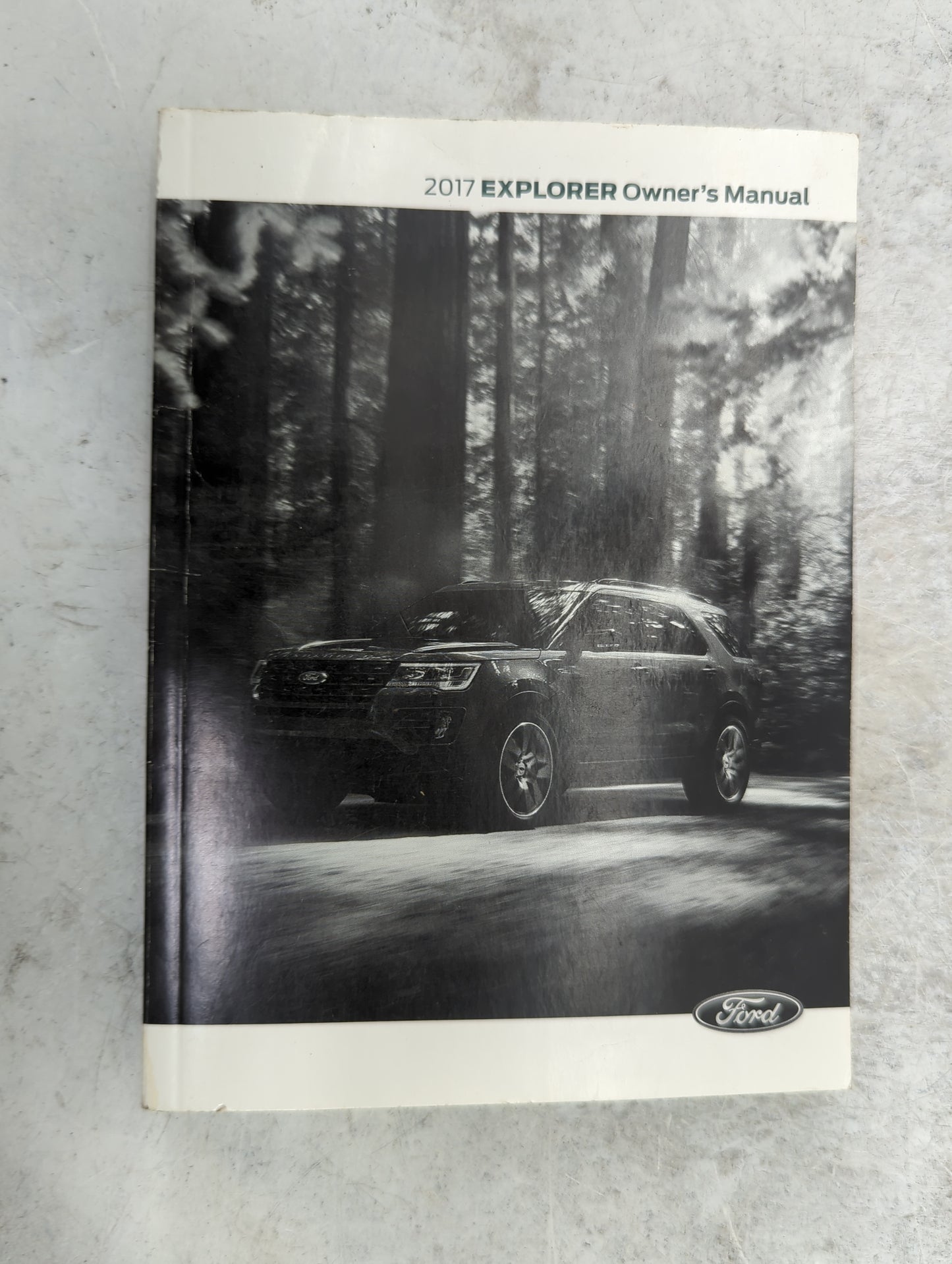 2017 Ford Explorer Owners Manual Book Guide P/N:HL2J19A321AC DL8J19A285AA OEM Used Auto Parts - Oemusedautoparts1.com