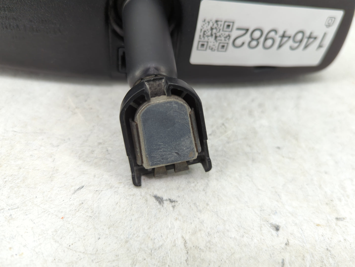 2017 Ford Explorer Interior Rear View Mirror Replacement OEM P/N:BJ5A17E678LA Fits OEM Used Auto Parts - Oemusedautoparts1.c