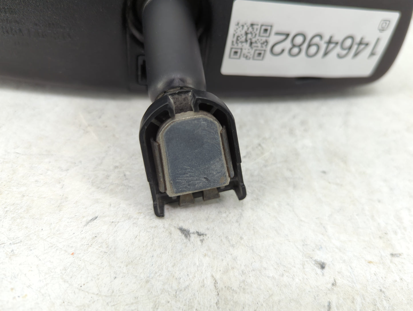 2017 Ford Explorer Interior Rear View Mirror Replacement OEM P/N:BJ5A17E678LA Fits OEM Used Auto Parts - Oemusedautoparts1.c