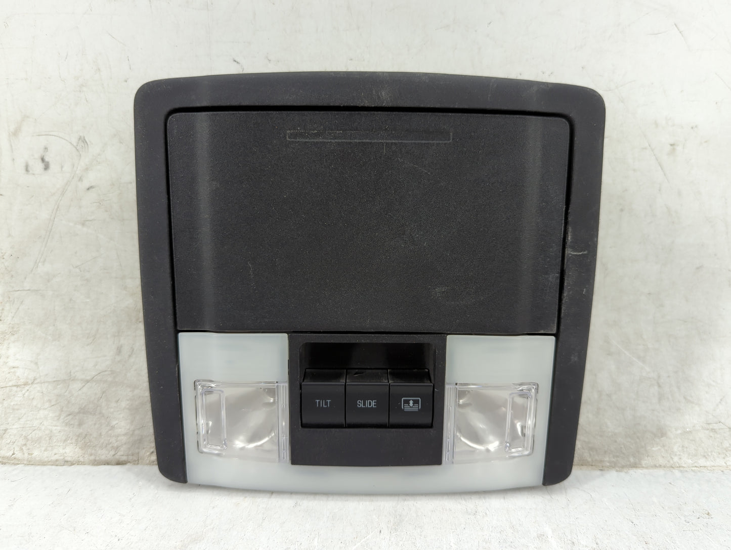 2017 Ford Explorer Overhead Roof Console 1465782 - Oemusedautoparts1.com