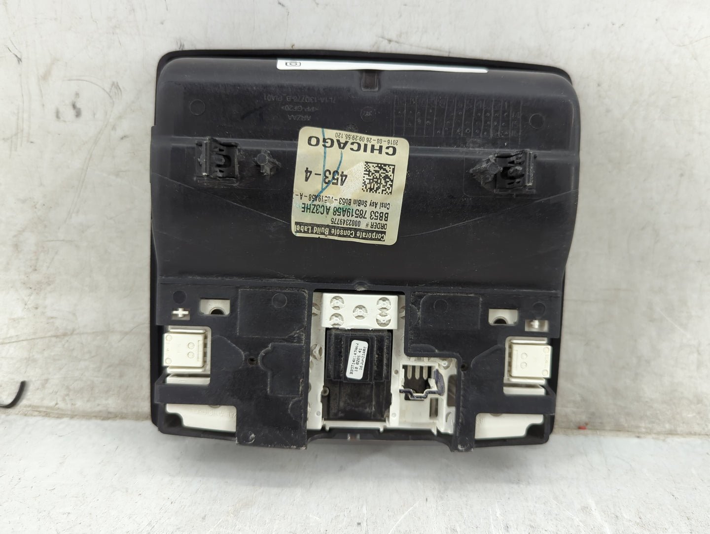 2017 Ford Explorer Overhead Roof Console 1465782 - Oemusedautoparts1.com