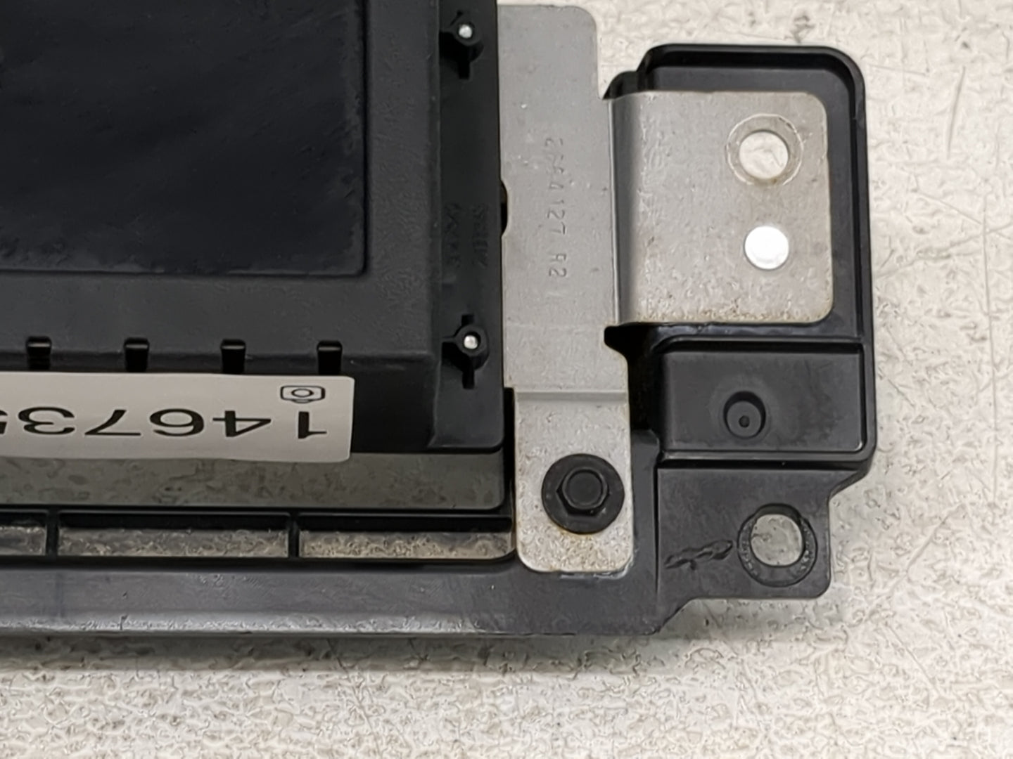 2017 Ford Explorer Information Display Screen 1467352 - Oemusedautoparts1.com