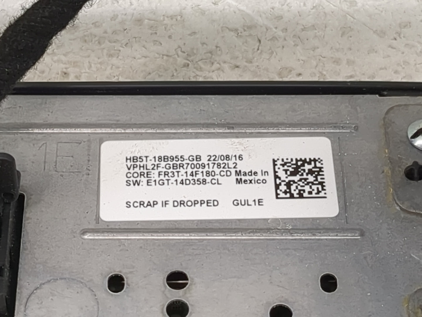 2017 Ford Explorer Information Display Screen 1467352 - Oemusedautoparts1.com