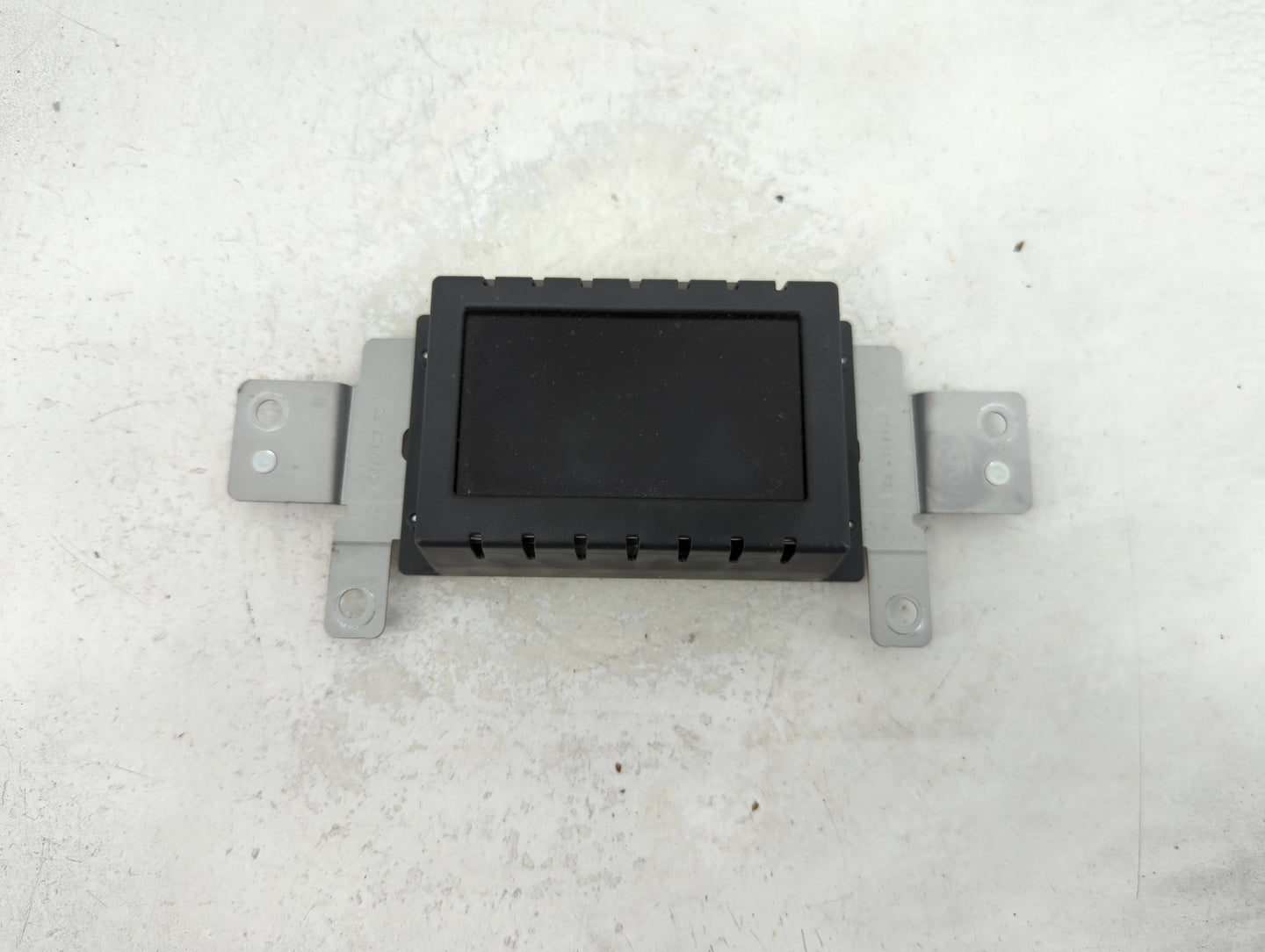 2017 Ford Explorer Information Display Screen 1468532 - Oemusedautoparts1.com