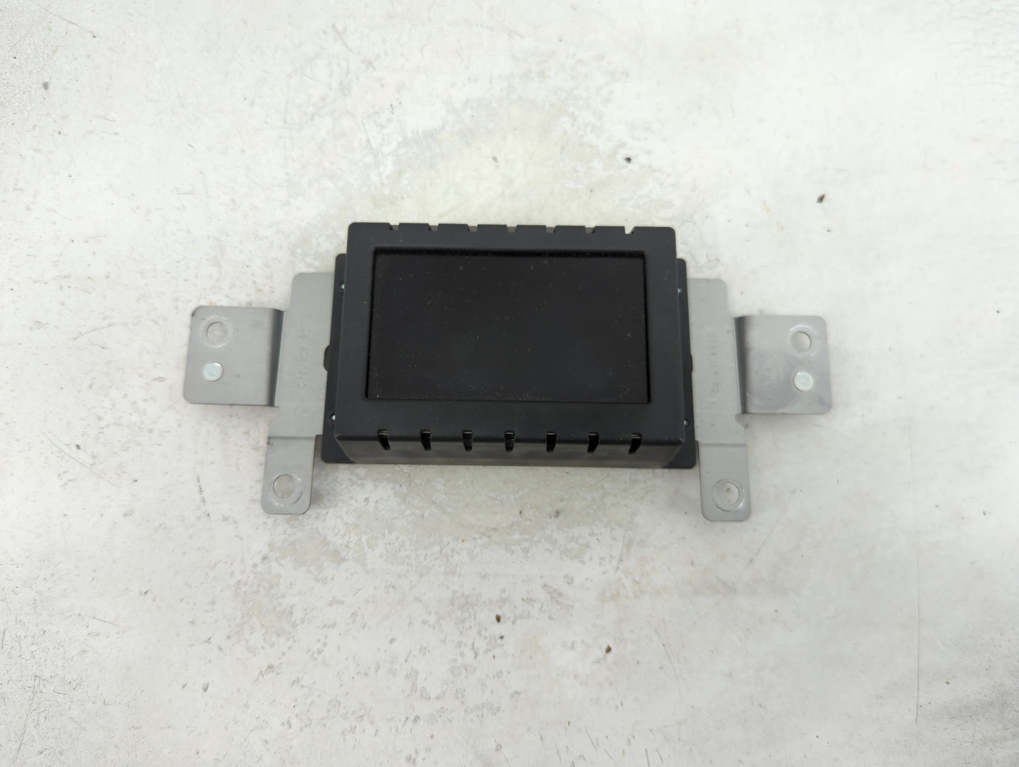 2017 Ford Explorer Information Display Screen 1468532 - Oemusedautoparts1.com