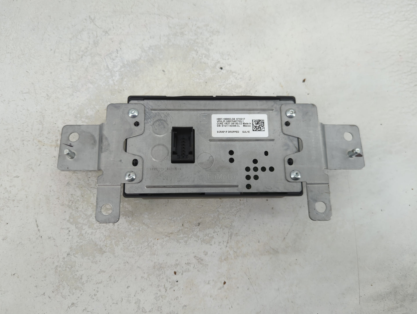 2017 Ford Explorer Information Display Screen 1468532 - Oemusedautoparts1.com