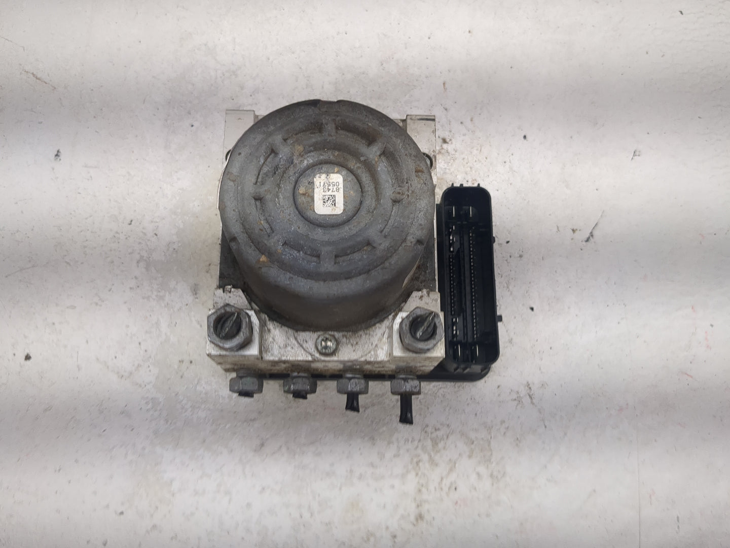 2017 Ford Explorer ABS Pump Control Module Replacement P/N:HB53-2C405-AC HB53-2C219-AB Fits OEM Used Auto Parts - Oemusedaut