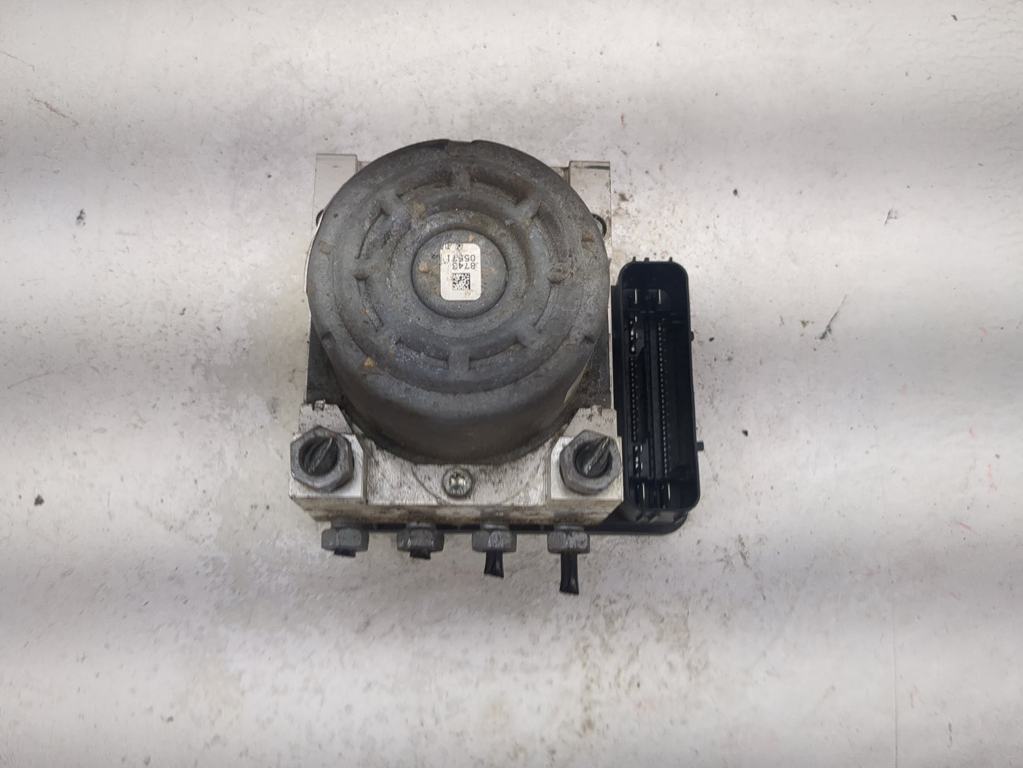 2017 Ford Explorer ABS Pump Control Module Replacement P/N:HB53-2C405-AC HB53-2C219-AB Fits OEM Used Auto Parts - Oemusedaut