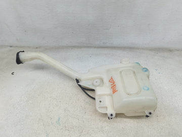 2016-2019 Ford Explorer Windshield Washer Fluid Reservoir Bottle Oem 1473572 - Oemusedautoparts1.com
