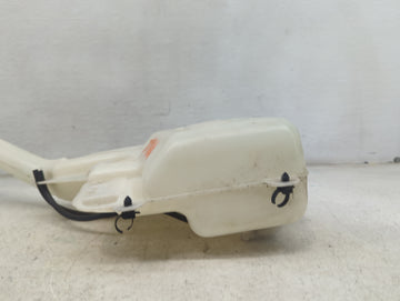 2016-2019 Ford Explorer Windshield Washer Fluid Reservoir Bottle Oem 1473572