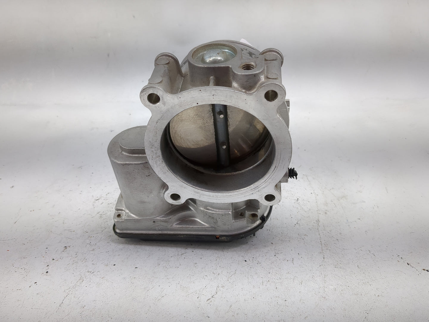 2011-2019 Ford Explorer Throttle Body P/N:AT4E-9F991-EL DA6174029 Fits Fits 2011 2012 2013 2014 2015 2016 2017 2018 2019 OEM