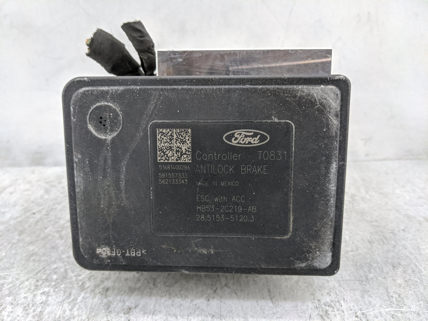 2017 Ford Explorer ABS Pump Control Module Replacement P/N:HB53-2C405-AB HB53-2C219-AB, 25.0220-0578.4, 28.5153-5120.3 Fits 