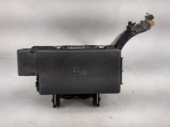 compare product 2017 Ford Explorer Fusebox Fuse Box Panel Relay Module P/N:GU5T-14A003-AA 6351-3028, 8T2T-14B192-AB, 8T2T-CA Fits OEM Used Auto Parts