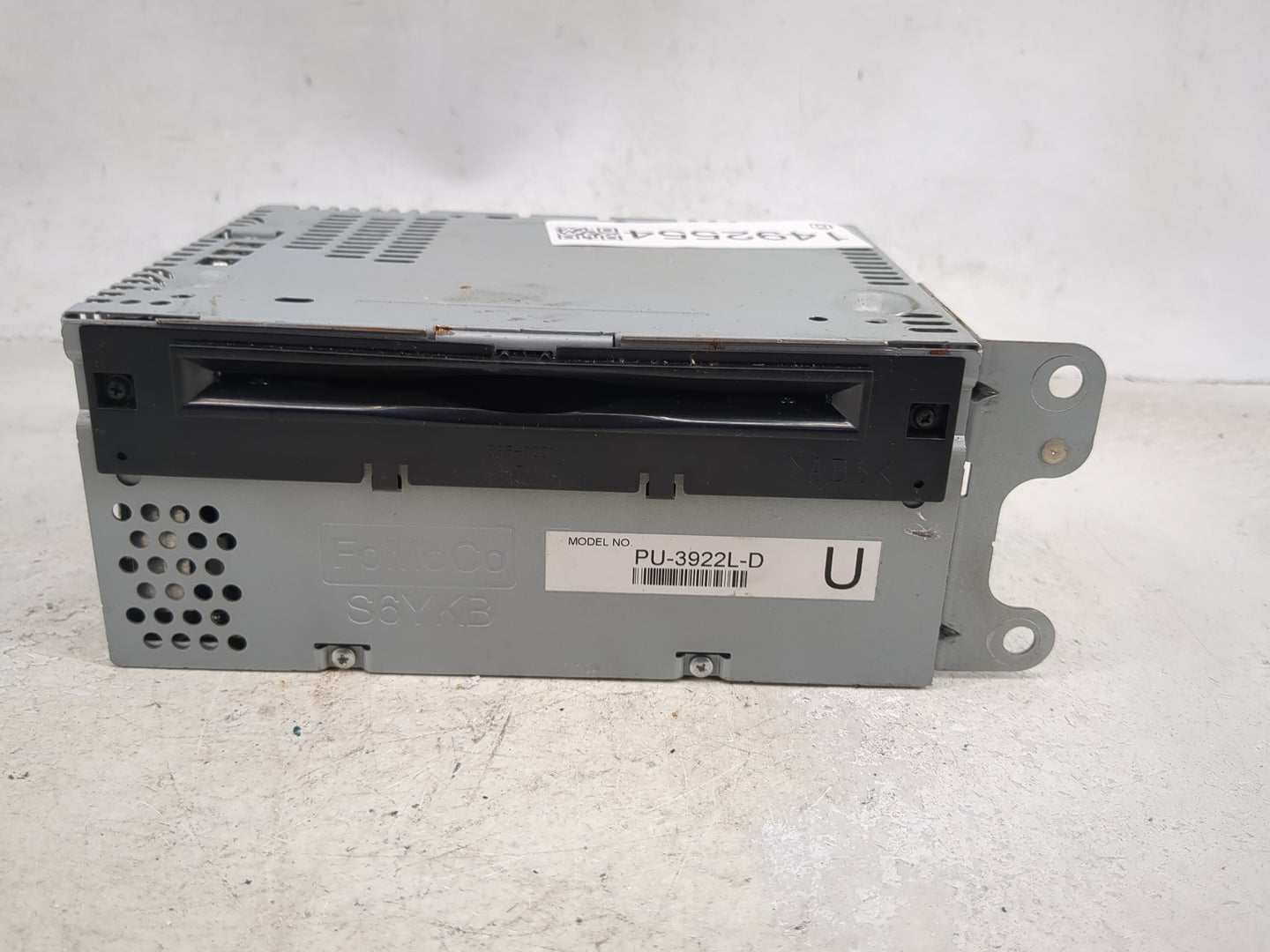 2017 Ford Explorer Radio AM FM Cd Player Receiver Replacement P/N:PU-3922L-D S6YKB, HB5T-19C107-BAXLT Fits OEM Used Auto Par