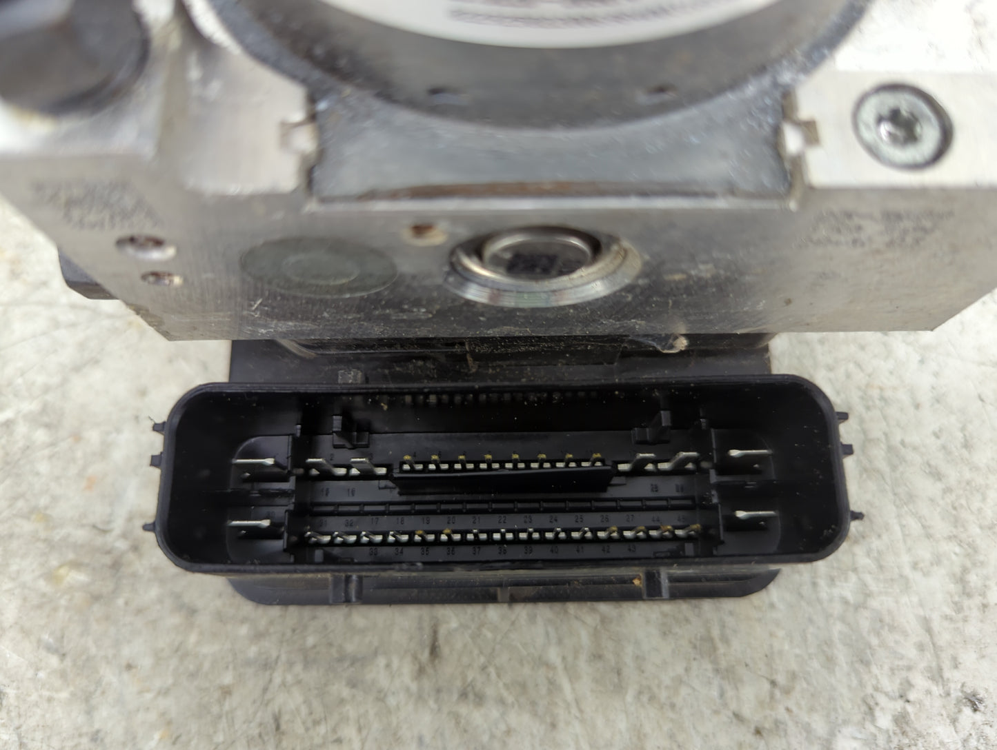 2017 Ford Explorer ABS Pump Control Module Replacement P/N:5B4T10D058 HB53-2C219-AB, 28.5153-5120.3, 1557333 Fits OEM Used A