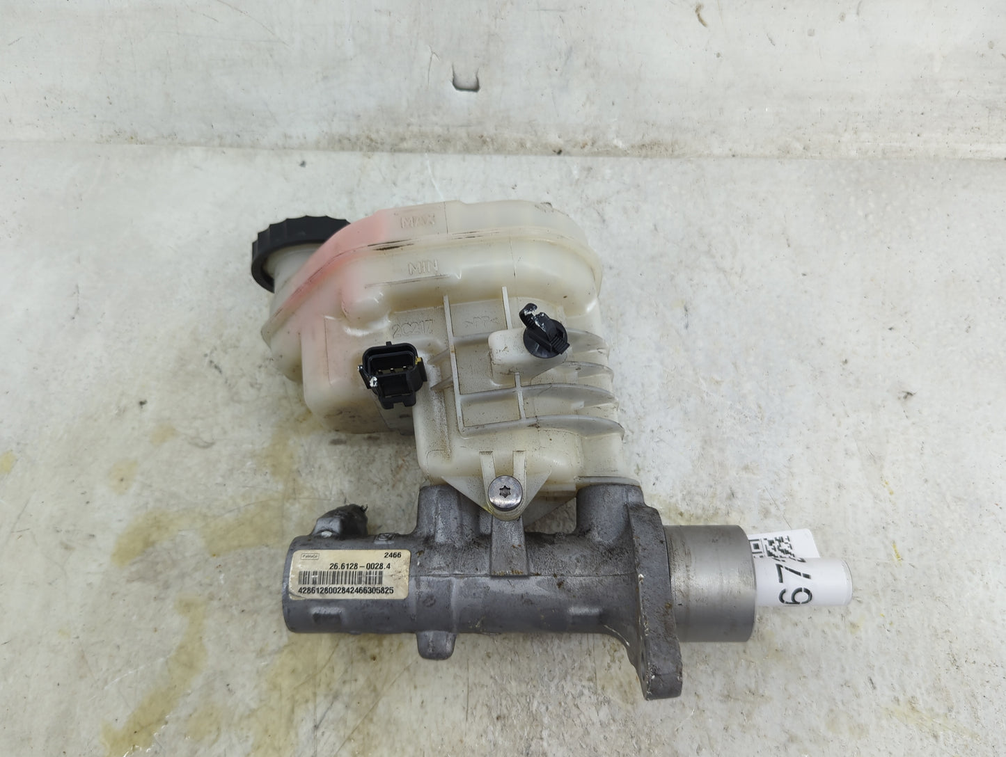 Ford Explorer Brake Master Cylinder 1496726 - Oemusedautoparts1.com