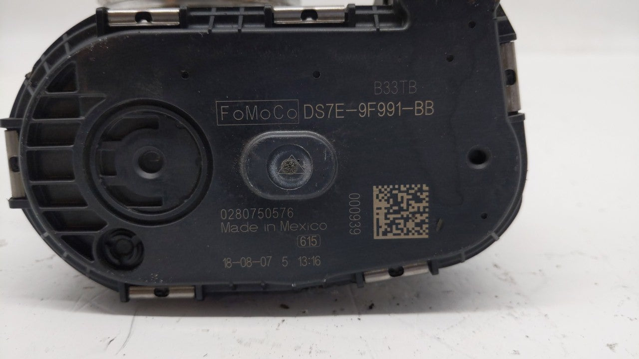 2016-2019 Ford Explorer Throttle Body P/N:DS7E-9F991-BB Fits Fits 2014 2015 2016 2017 2018 2019 2020 2021 2022 OEM Used Auto