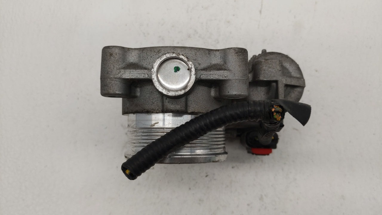 2016-2019 Ford Explorer Throttle Body P/N:DS7E-9F991-BB Fits Fits 2014 2015 2016 2017 2018 2019 OEM Used Auto Parts - Oemuse