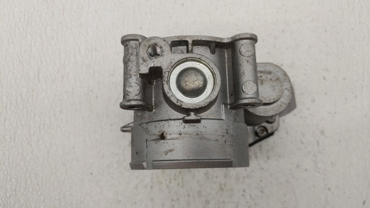 2011-2019 Ford Explorer Throttle Body P/N:AT4E-9F991-EL AT4E-EH Fits Fits 2011 2012 2013 2014 2015 2016 2017 2018 2019 OEM U