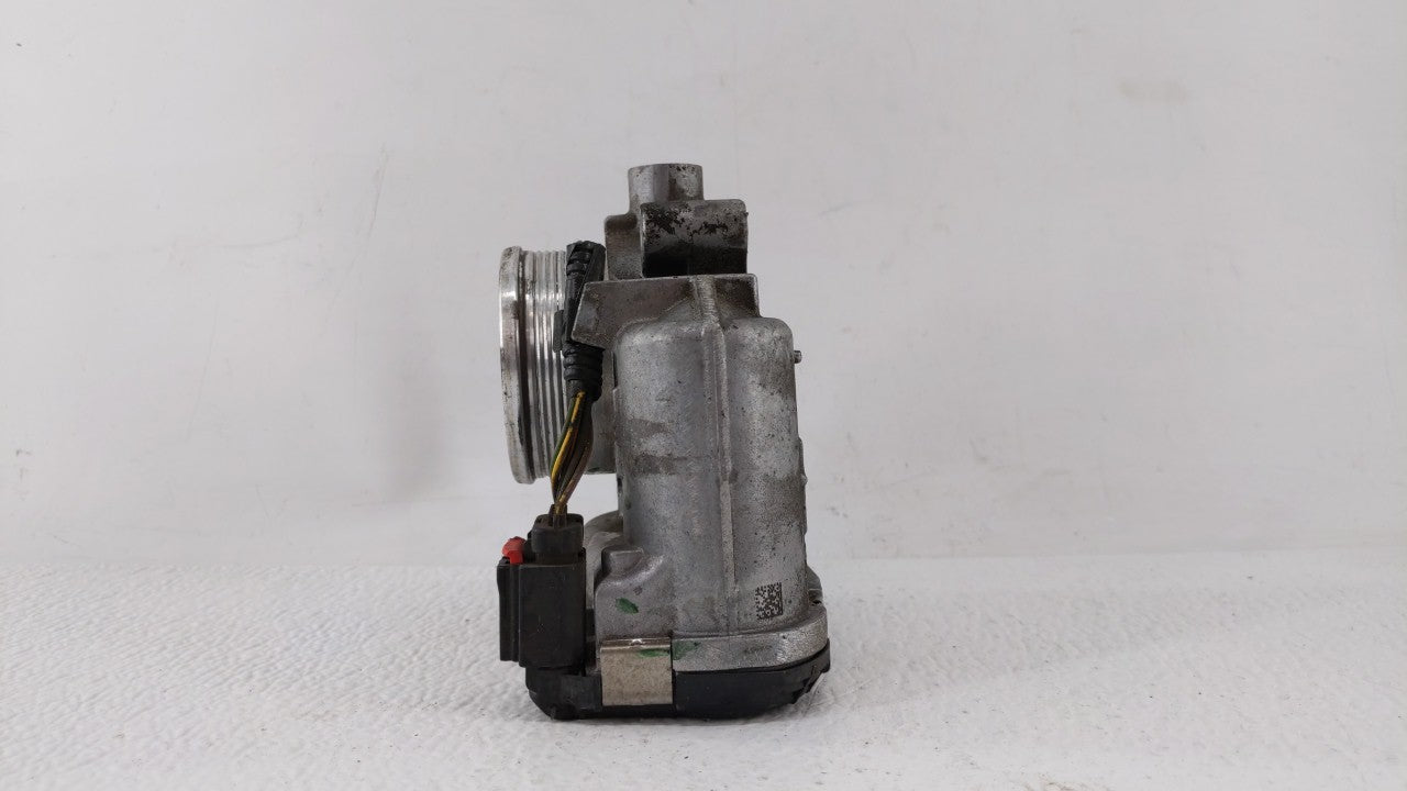 2016-2019 Ford Explorer Throttle Body P/N:DS7E-9F991-BB Fits Fits 2014 2015 2016 2017 2018 2019 OEM Used Auto Parts - Oemuse