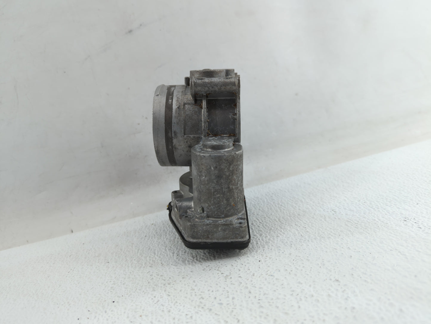 2011-2019 Ford Explorer Throttle Body P/N:AT4E-EF AT4E-9F991-EL, AT4E-ED Fits Fits 2011 2012 2013 2014 2015 2016 2017 2018 2