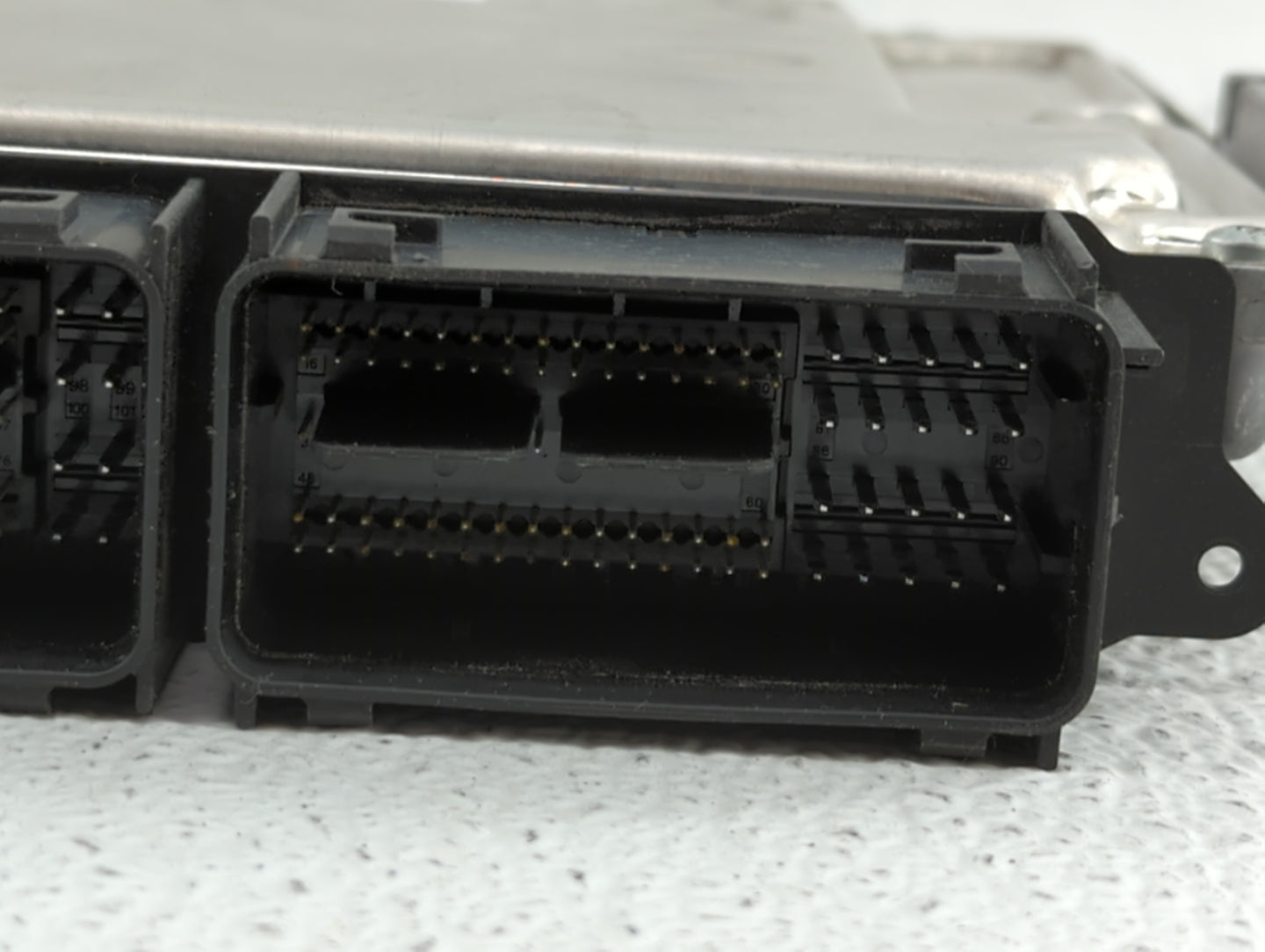2016-2019 Ford Explorer PCM Engine Control Computer ECU ECM PCU OEM P/N:F2GA-12A650-BPC F2GA-12A650-AEF Fits OEM Used Auto P