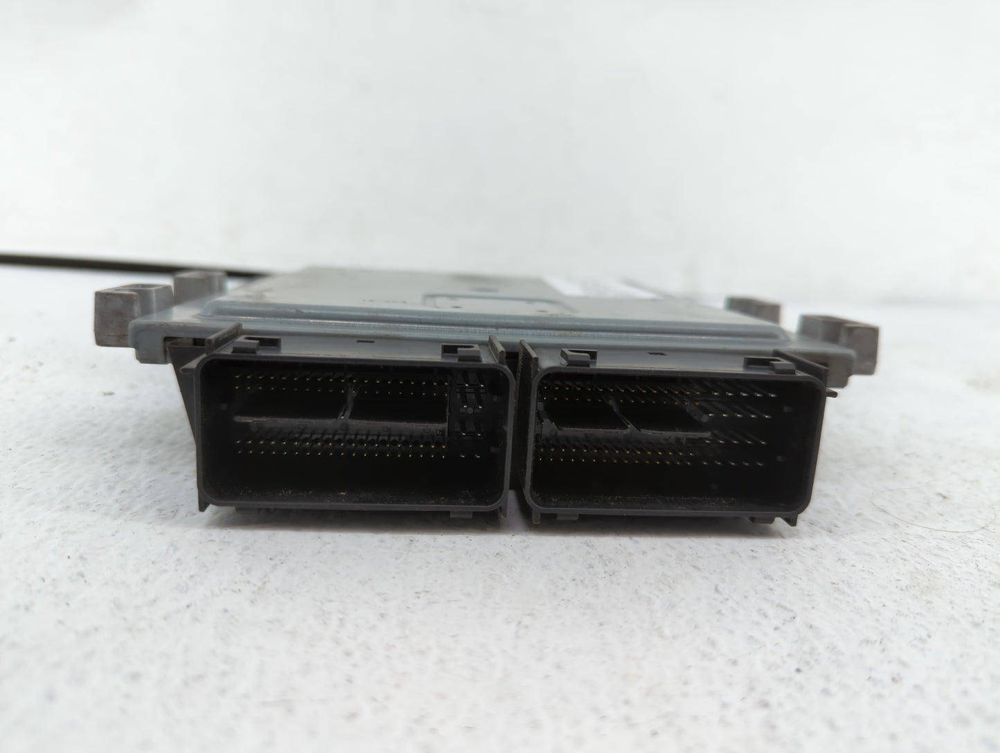 2016-2019 Ford Explorer PCM Engine Control Computer ECU ECM PCU OEM P/N:GK4A-12A650-GA G2GA-12A650-AJC Fits OEM Used Auto Pa