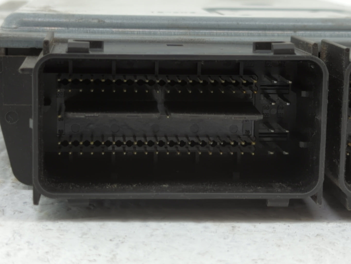 2016-2019 Ford Explorer PCM Engine Control Computer ECU ECM PCU OEM P/N:GK4A-12A650-GA G2GA-12A650-AJC Fits OEM Used Auto Pa