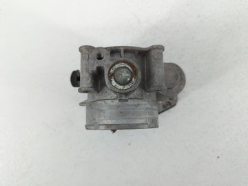 2011-2019 Ford Explorer Throttle Body P/N:AT4E-9F991-EJ AT4E-EH, AT4E-EF Fits Fits 2011 2012 2013 2014 2015 2016 2017 2018 2019 OEM Used Auto Parts