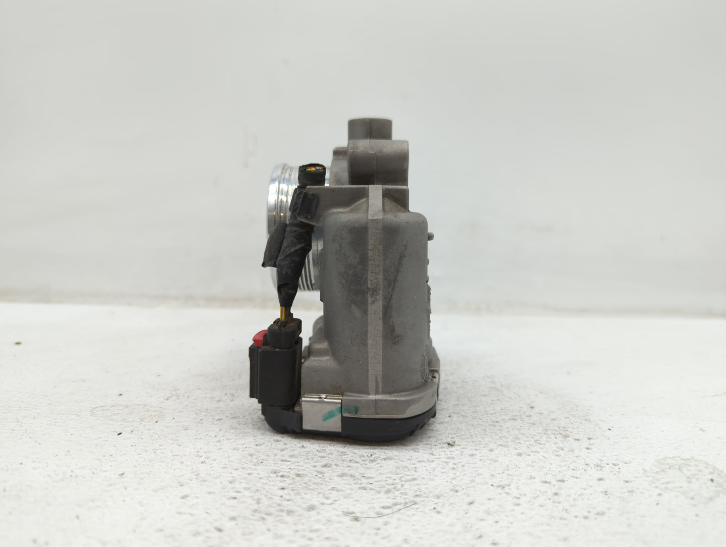 2016-2019 Ford Explorer Throttle Body P/N:0 280 750 566 DS7E-9F991-BB Fits Fits 2014 2015 2016 2017 2018 2019 OEM Used Auto 