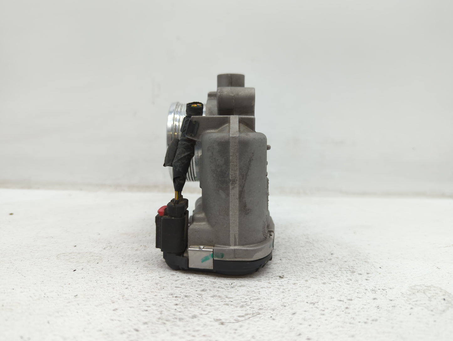 2016-2019 Ford Explorer Throttle Body P/N:0 280 750 566 DS7E-9F991-BB Fits Fits 2014 2015 2016 2017 2018 2019 OEM Used Auto 