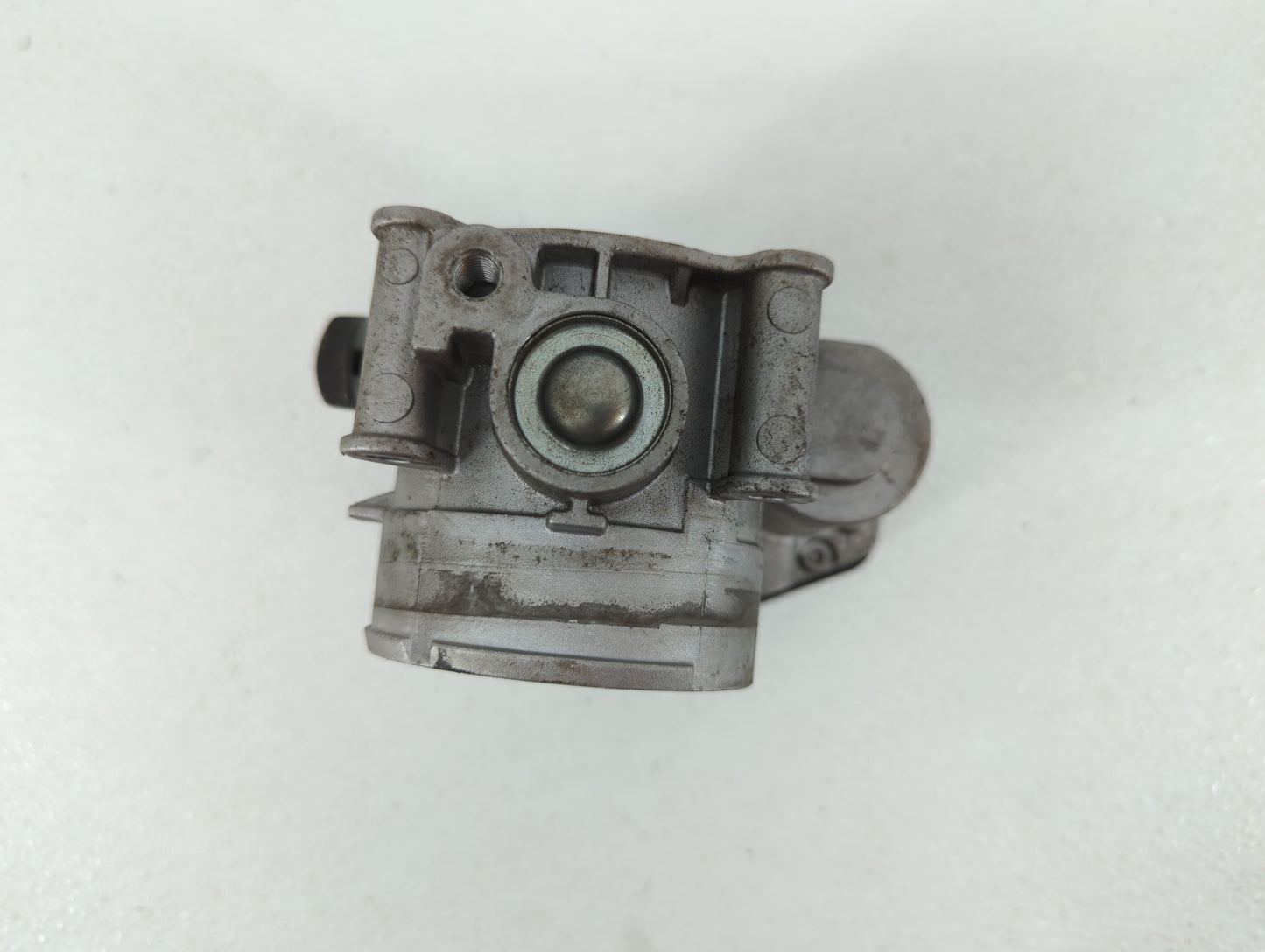 2011-2019 Ford Explorer Throttle Body P/N:AT4Z-A AT4E-9F991-EJ, AT4E-EH Fits Fits 2011 2012 2013 2014 2015 2016 2017 2018 20