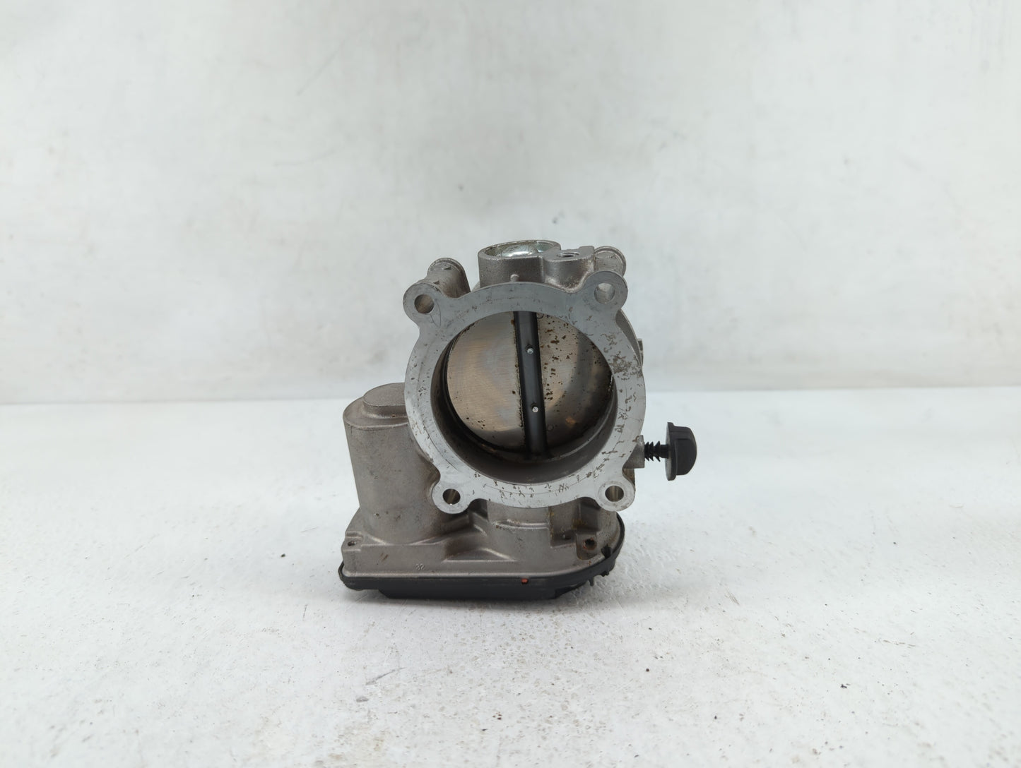 2011-2019 Ford Explorer Throttle Body P/N:AT4E-9F991-EL Fits Fits 2011 2012 2013 2014 2015 2016 2017 2018 2019 OEM Used Auto