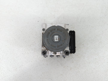 2017 Ford Explorer ABS Pump Control Module Replacement P/N:FB53-2C405-AE FB53-2C405-AD, HB53-2C405-AC, FB53-2C405-AF Fits OEM Used Auto Parts